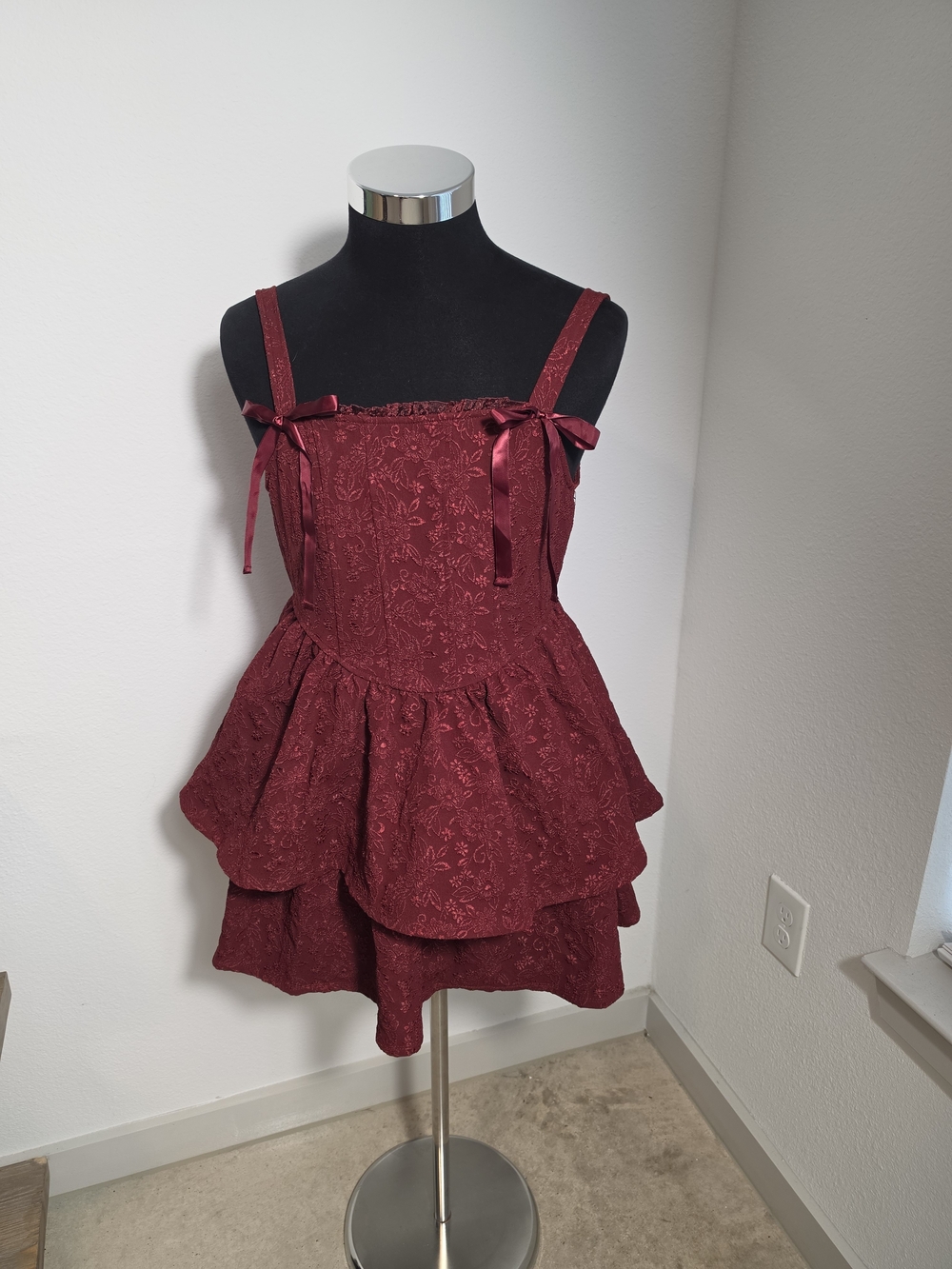 Trixxi Burgundy Floral Jacquard Tiered Mini Dress - Coquette Bows - Size L